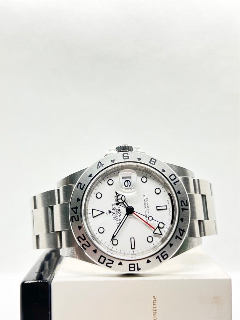 Explorer II 16570