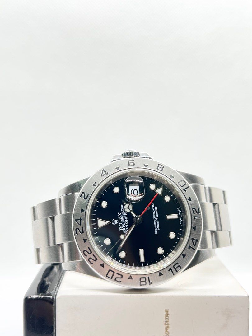 Explorer II 16570