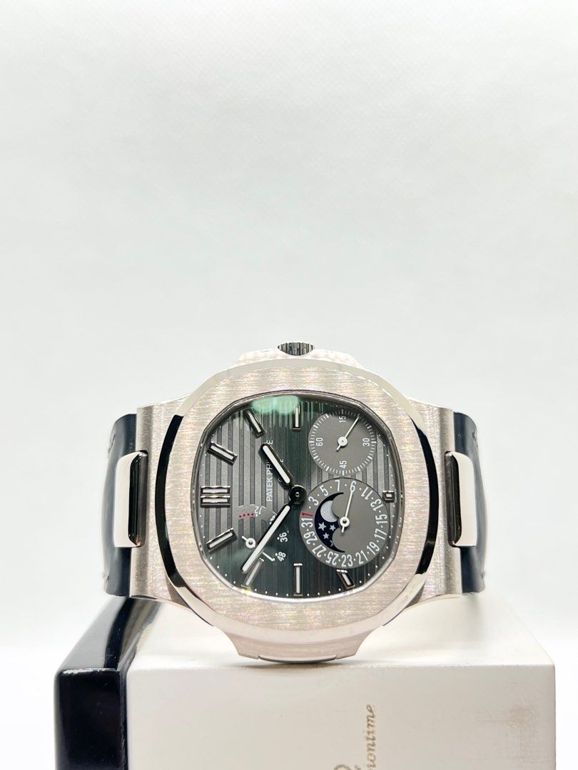 Nautilus Moonphase 5712G-001